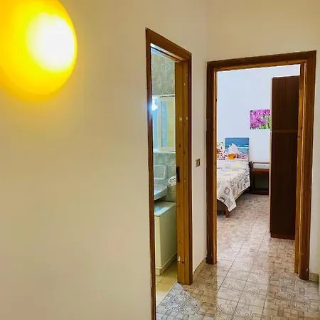 Residenza Flora Lido 펜션